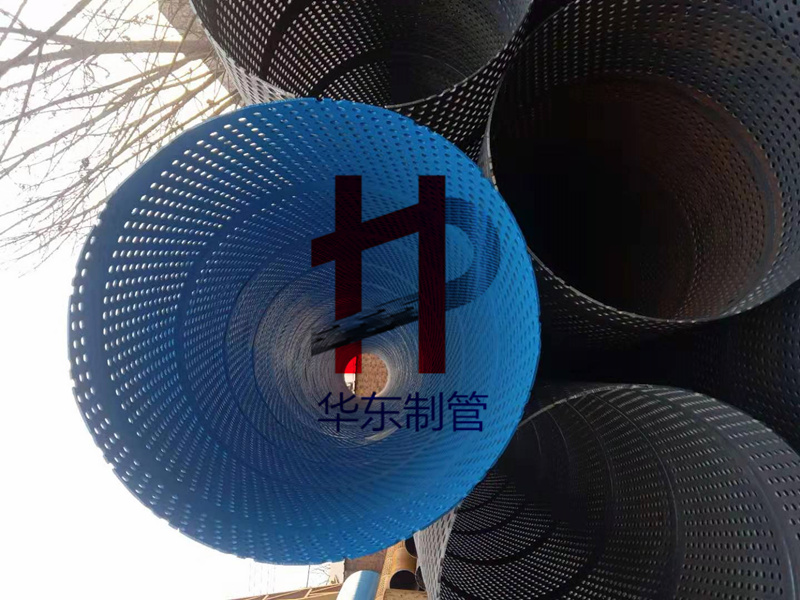 新疆800mm喷漆圆孔降水管发货了